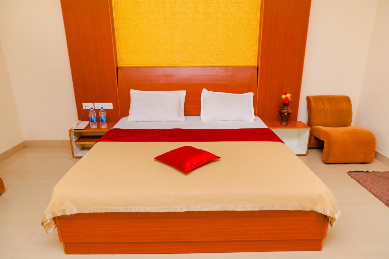 Hotel Jk Grand Yercaud Exterior foto